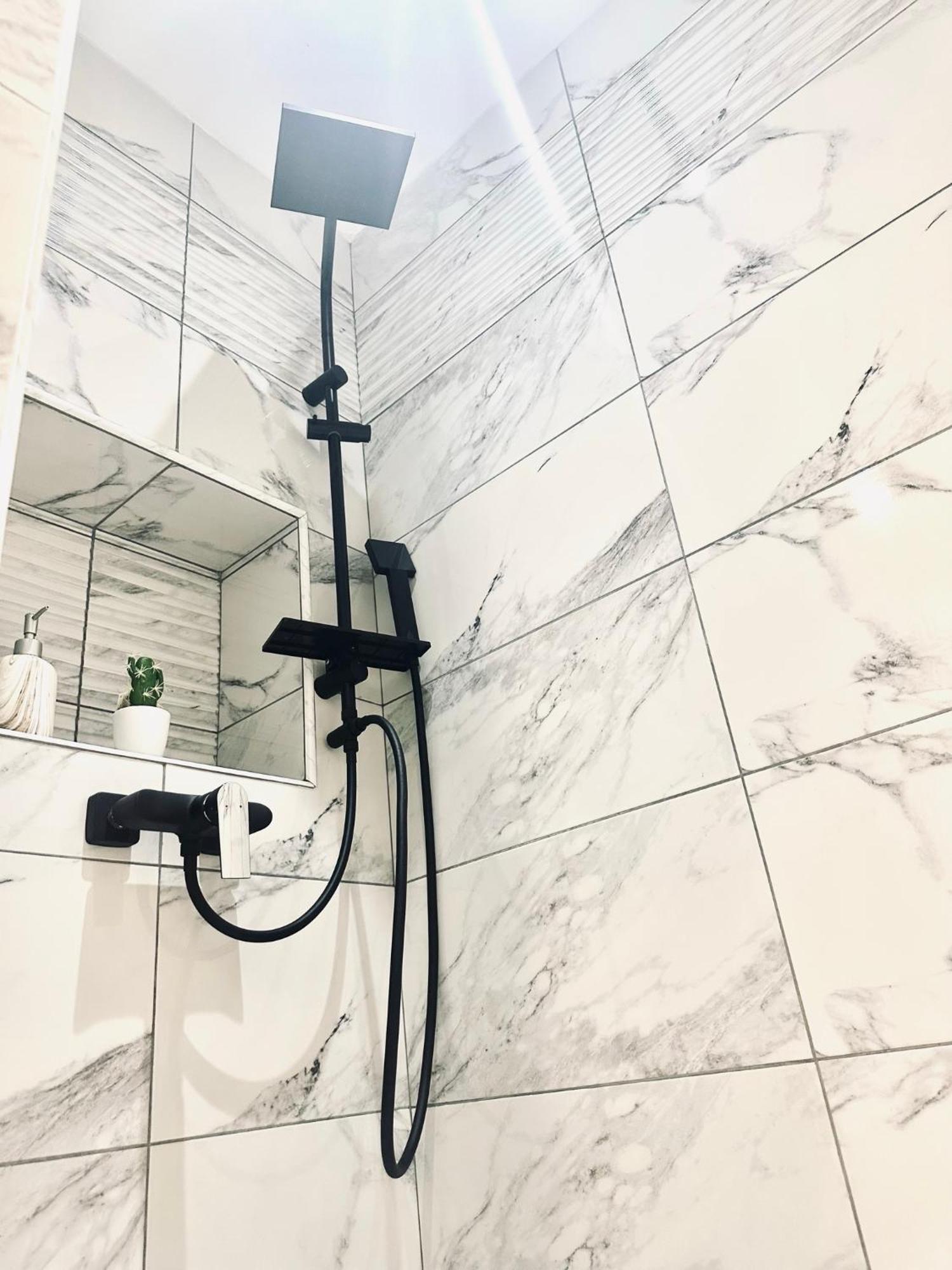 Stay Inn Central Brasov Apartments 公寓
