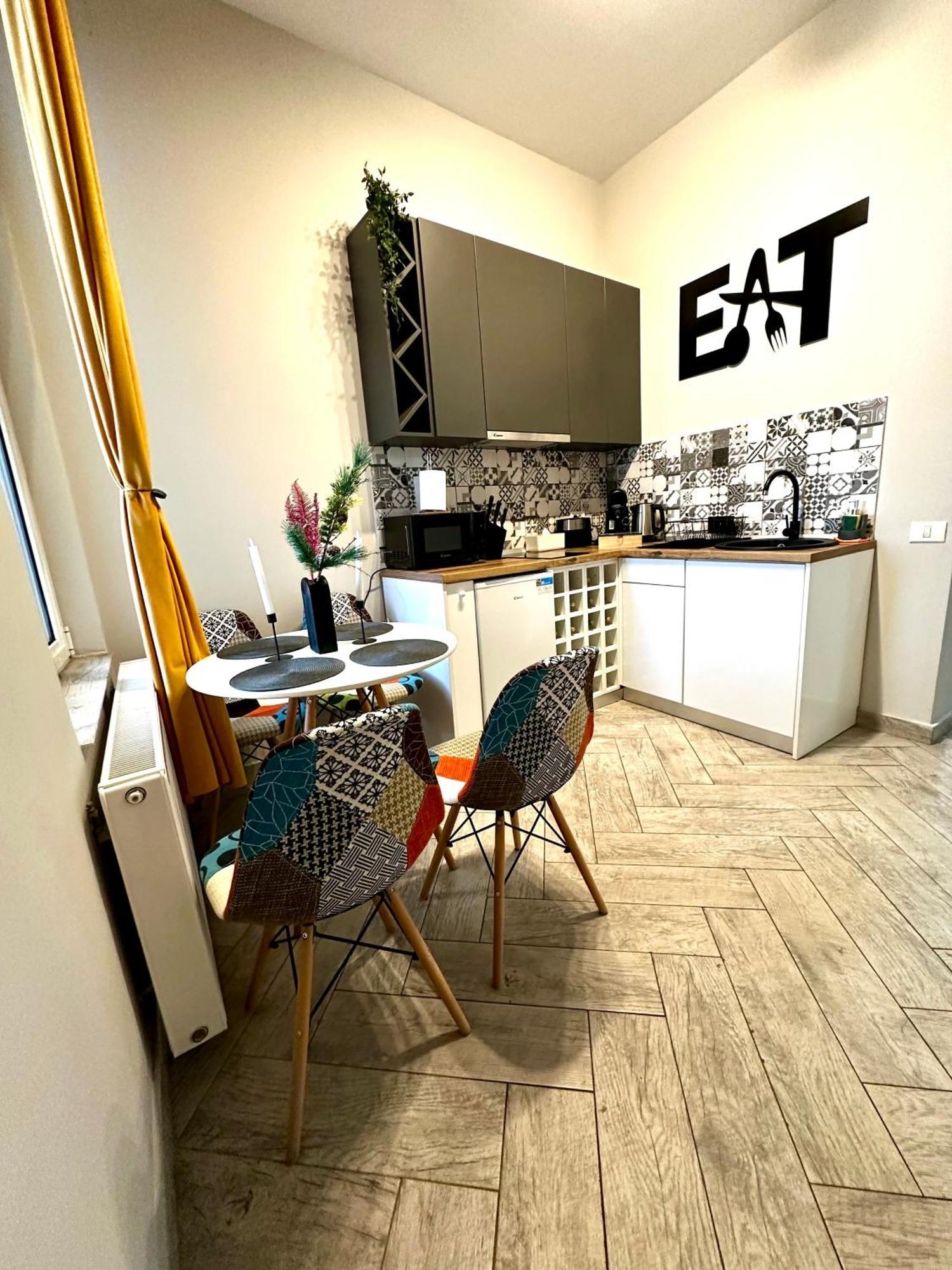 Stay Inn Central Brasov Apartments 公寓
